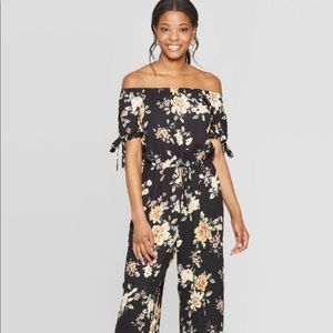 Flower jump suit